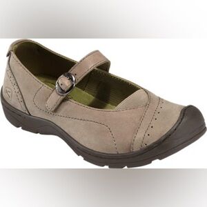 EUC - Keen Libby Mary Jane’s - size 1 Girls
